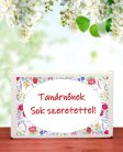 A tanárnőnek sok szeretettel  feliratos ajándék doboz választható kémcsőkerttel