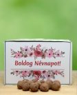 Boldog Névnapot feliratú ajándék doboz Méhbarát viráglabdával 10 db