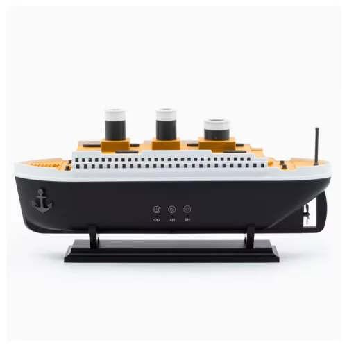 Titanic formájú aroma diffúzor LED világítással és távirányítóval
