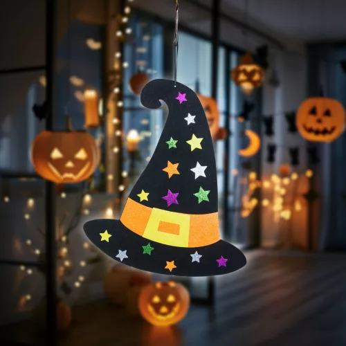 Halloween boszorkánykalap dekoráció – akasztható, fekete filc, 38 × 33 cm