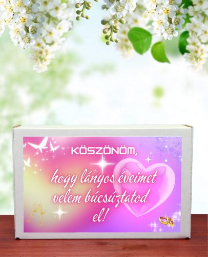 Lánybúcsú feliratos ajándék doboz- viráglabdával és kitűzővel