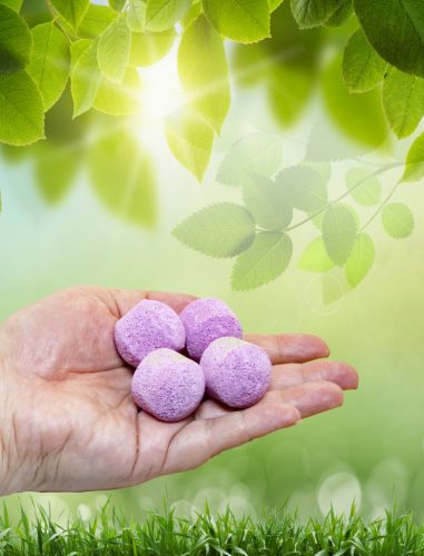 Feliratos eper illatú 8 db fürdőgolyó-Szülinaposnak-wellness Születésnapi ajándék nőknek