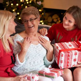 5 szuper karácsonyi ajándék ötlet Nagymamáknak