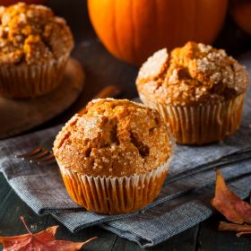 Sütőtökös mini muffin mézeskalács fűszerezéssel 